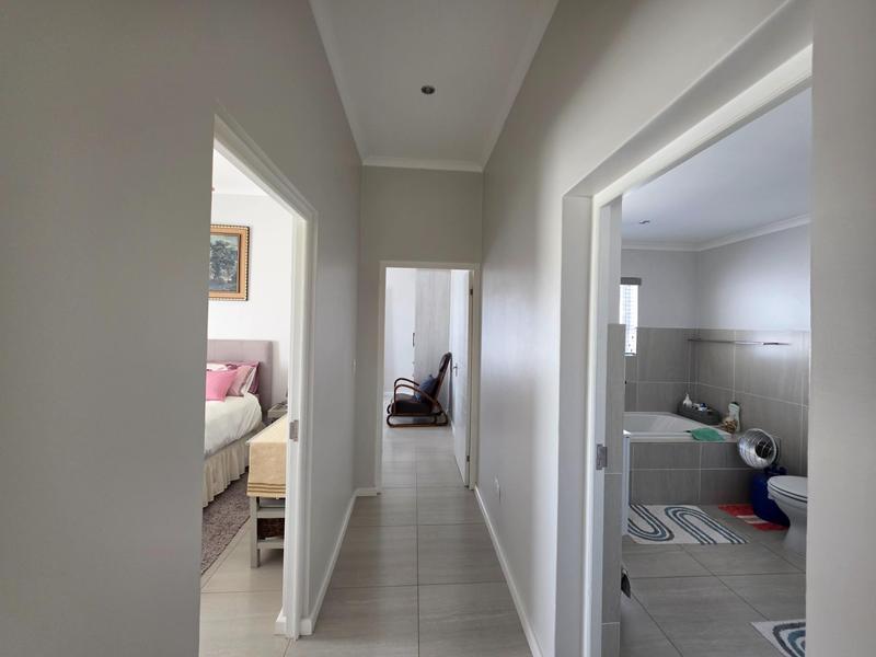 3 Bedroom Property for Sale in Lampiesbaai Western Cape